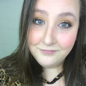 Meet your Posher, Jaymi